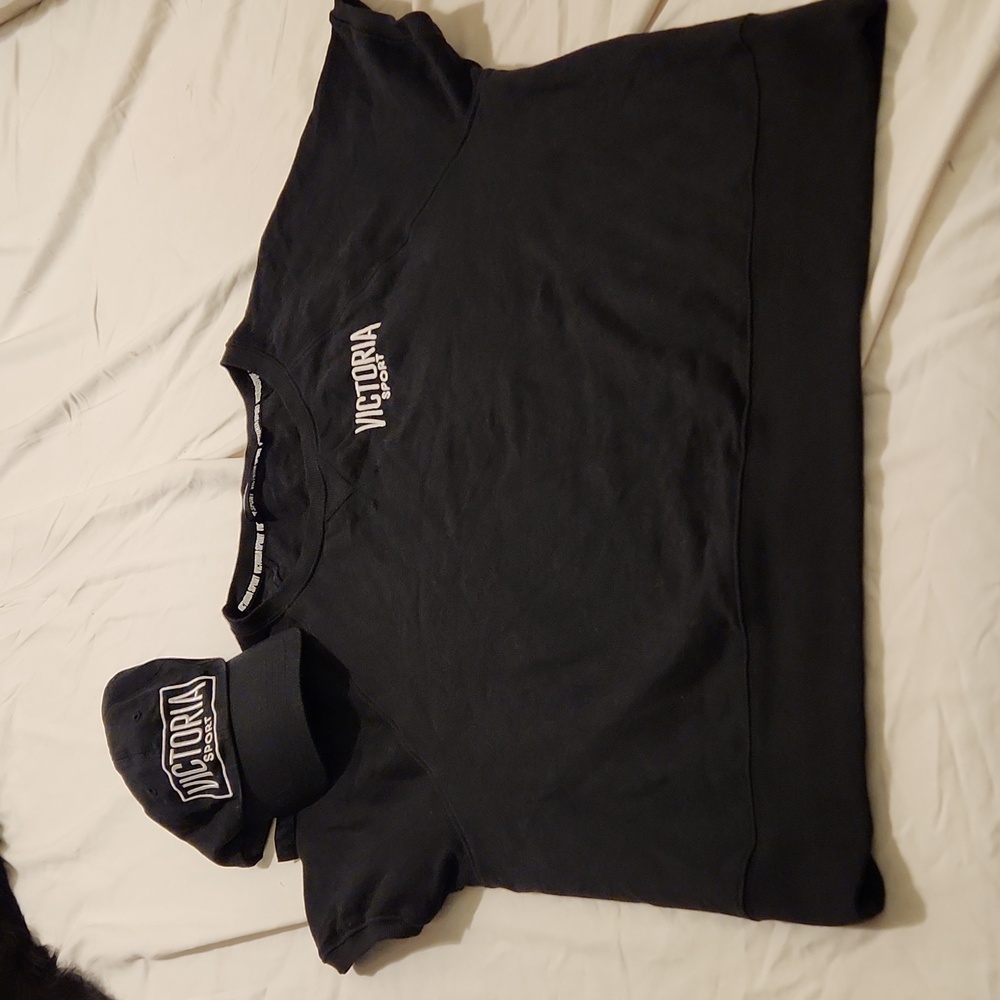 VS sport top and hat bundle nwot